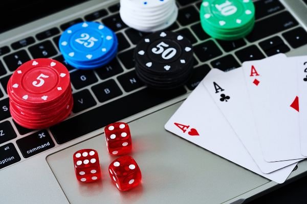 Payment method selection screen on ayam togel platform showing DANA, OVO, GoPay, bank options